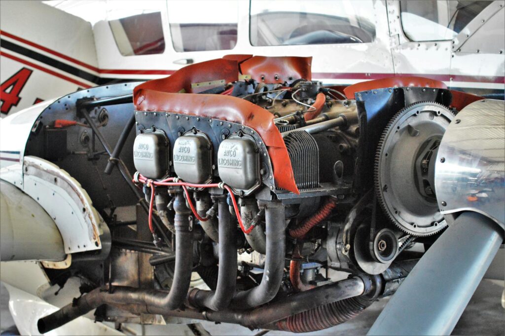 Fs90hpefi engine close up