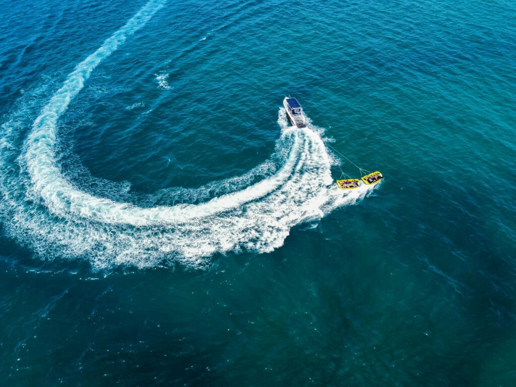 Mercury inflatable roll up boat
